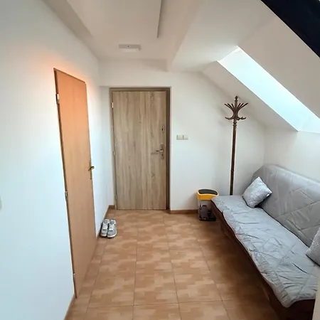 Cozy Right In The Center *